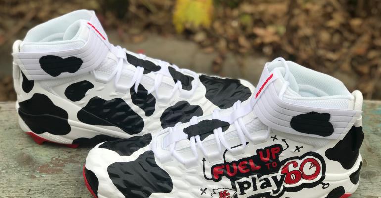 NFL players show support for dairy, Fuel Up to Play 60 with custom cleats