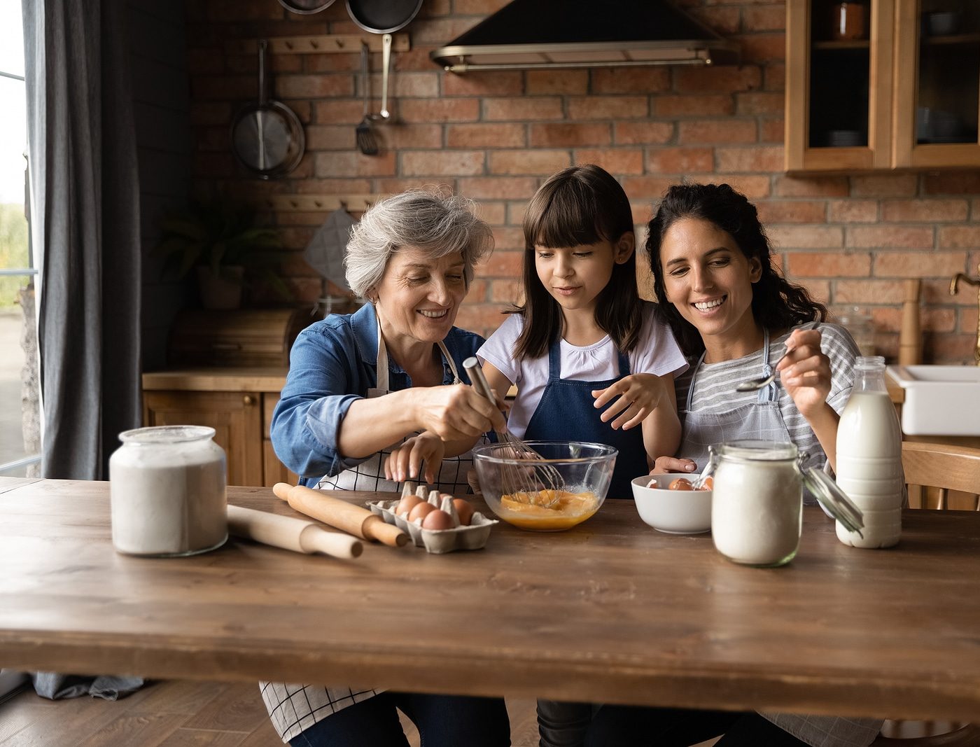Como Latinos Celebramos el Mes de los Productos Lácteos