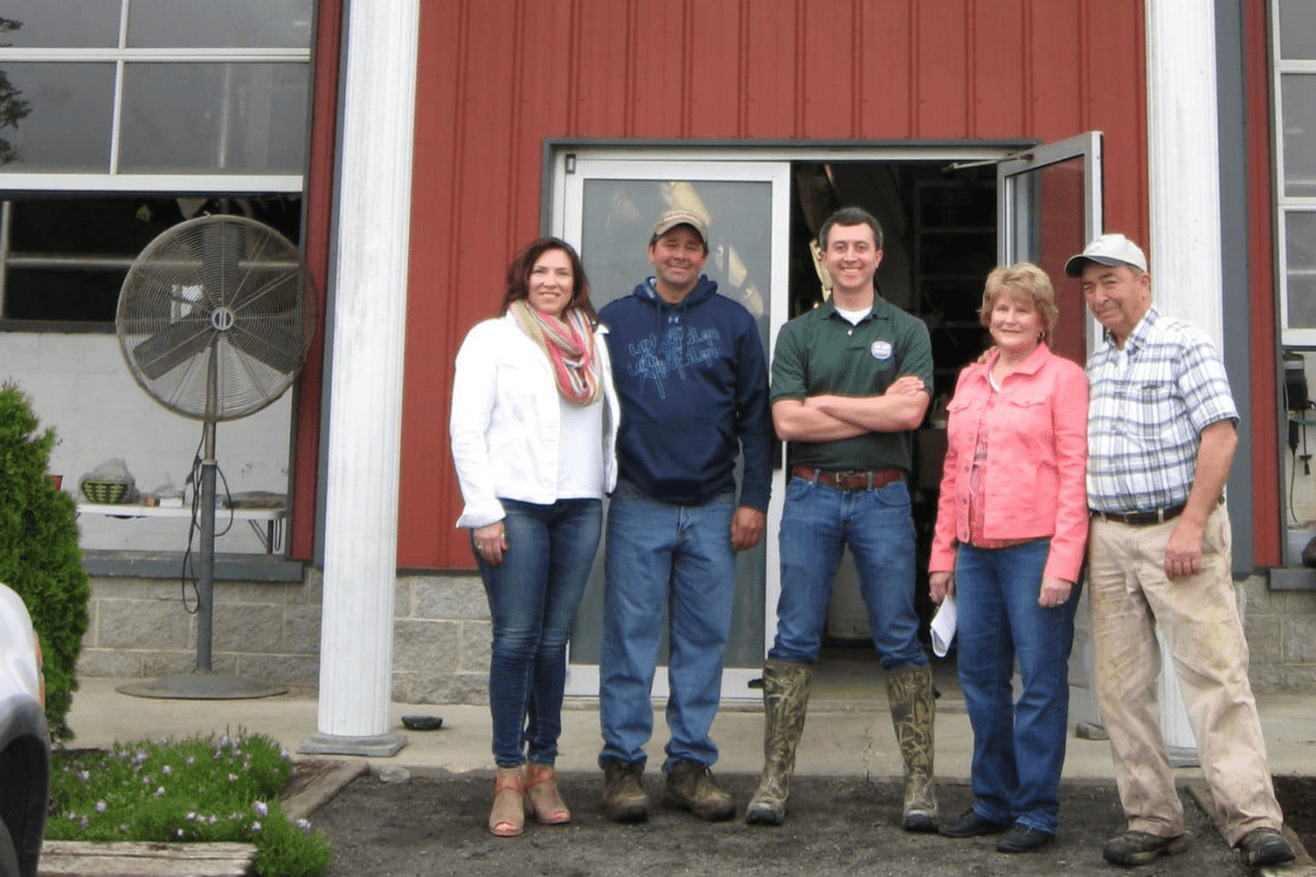 Oakland View Farms of Ridgely, Md., 2017 Outstanding Achievement in Community Partnerships