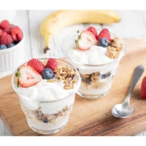 fruit and yogurt parfait