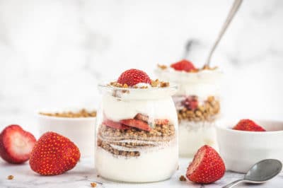 Strawberry yogurt parfait