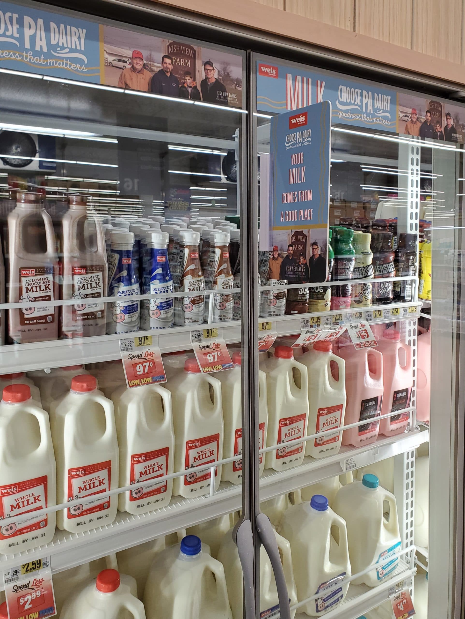 New Weis Store Features Pennsylvania Dairy Farmers in the Dairy Case to Connect with Consumers
