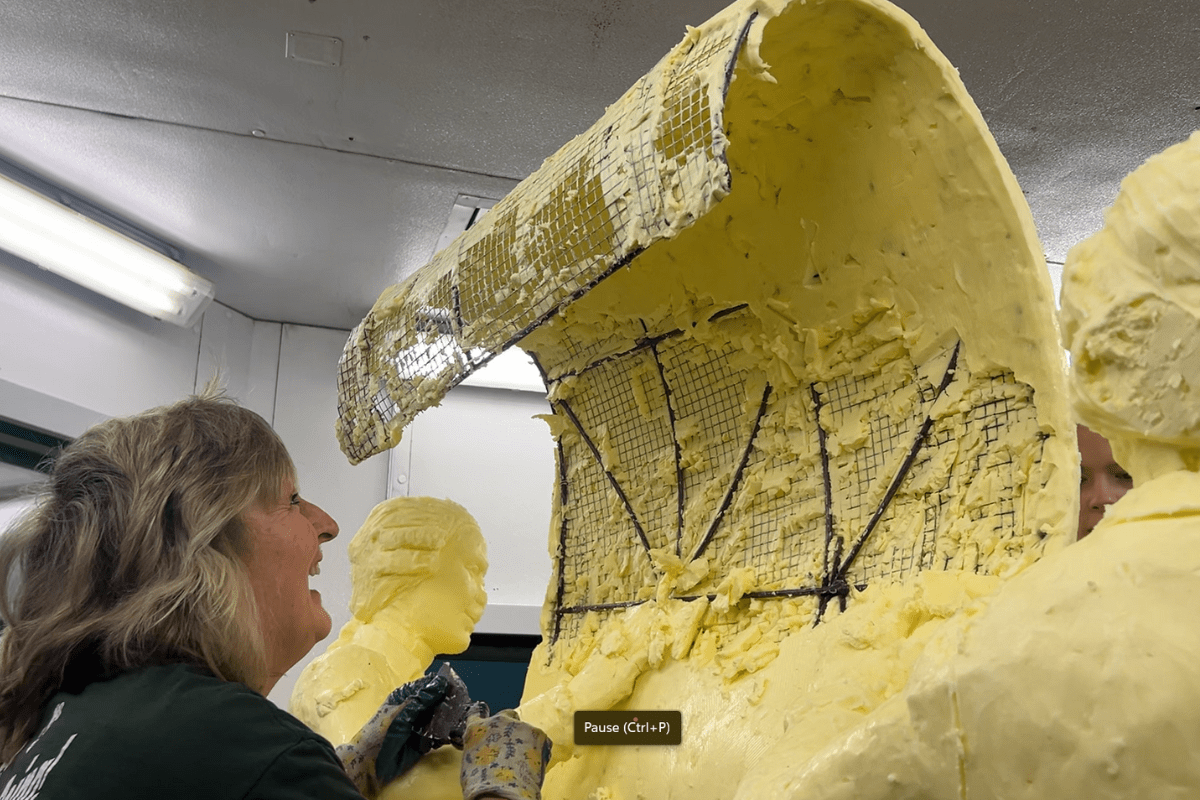 Juniata County Dairy Farm Turns 1,000 Pound Sculpture Into Renewable Energy